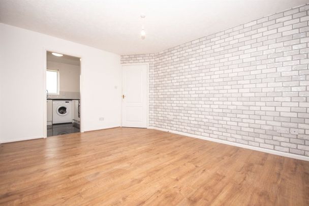 2 bedroom apartment - Photo 1