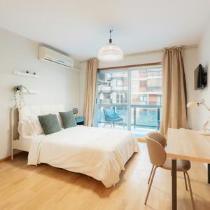 Carrer de Colón, Valencia, Valencian Community 46004 - Photo 2