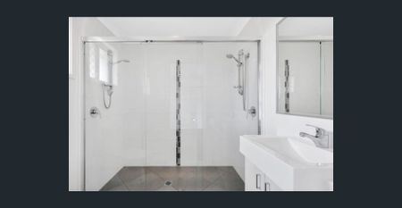 Spacious Family Home with Solar & Shed in Quiet Gracemere Location - Photo 5