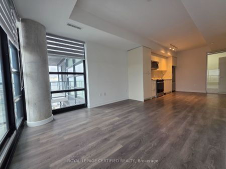 For Lease - 1606 Charles Street Unit# 1103, Whitby, Ontario - Photo 3