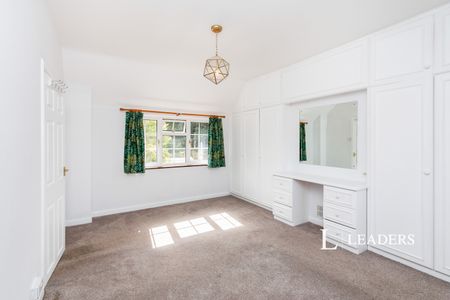 3 bedroom house to rent Send Road, Send, GU23 - Photo 3