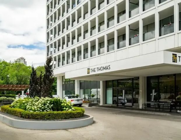 The Thomas | 355 St. Clair Avenue West, Toronto - Photo 1