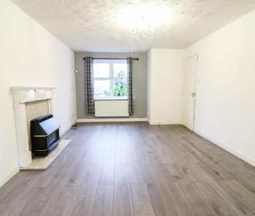 4 bedroom detached house to rent - Photo 3
