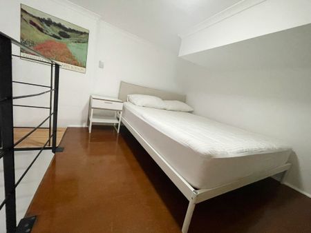 Renovated, Fully Furnished Apartment for Two Persons with High-Speed Wifi - Photo 3