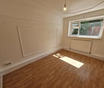 2 bedroom maisonette to rent - Photo 6