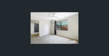 Four bedroom family living! - Photo 5