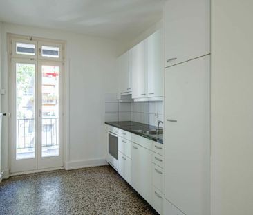 Nähe St. Johanns-Park und Rheinufer - 4-Zimmer-Altbauwohnung im 3.OG - Photo 2