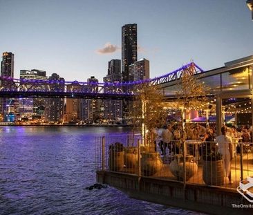 LOCATION ! LOCATION ! - Photo 1