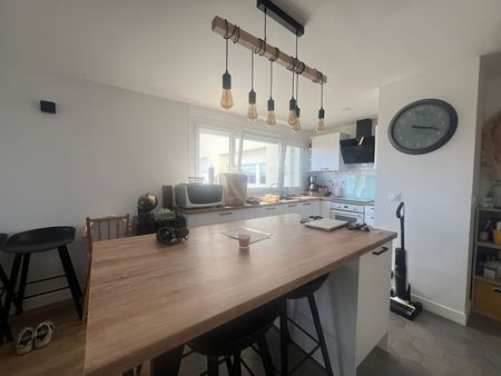 Location Appartement 3 pièces 65m² - Photo 3