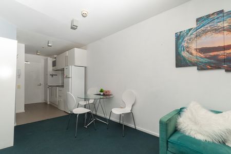 City Living - Photo 2