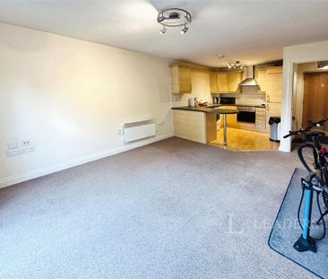 1 bedroom flat to rent - Photo 3