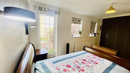 3 bedroom end of terrace house to rent - Photo 5