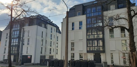 Hochwertige 2-Zimmer-Wohnung mit Loggia im Herzen der Äußeren Neustadt - Photo 2