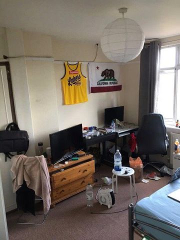 4 bedroom house to rent - Photo 2