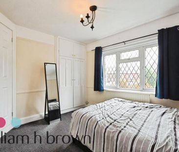 2 bedroom semi-detached house to rent - Photo 4