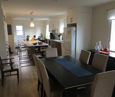 6 1/2 pcs très grand entièrement rénové Vieux Longueuil - Photo 4