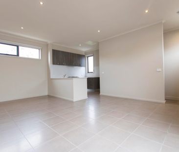 Prime Location - Photo 4