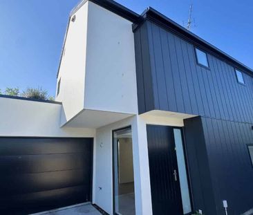 2/15 Waltham Road - Photo 1