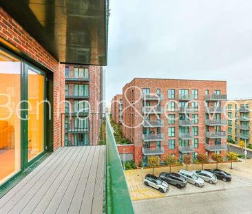 Cedrus Avenue, Southall, UB1 - Photo 1