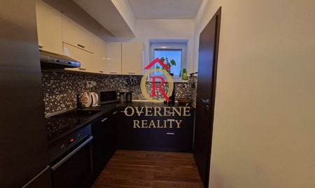 Znížená Cena! Na prenájom 2 izbový byt - Banská Bystrica, Ľ.Svobodu N2B005VB - Fotografia 3