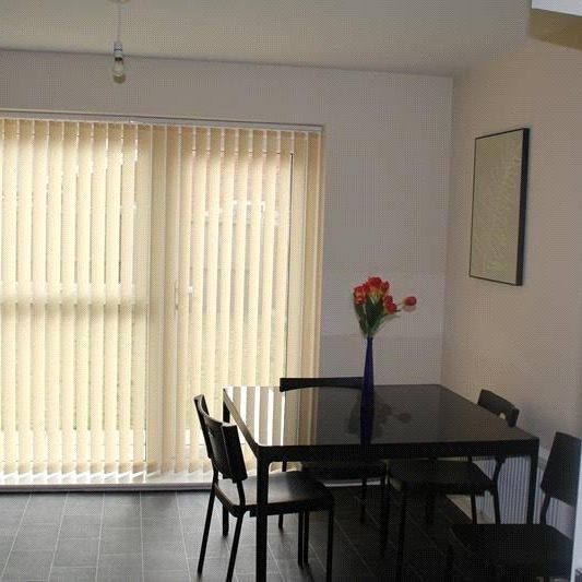 4 bedroom terraced house to rent - Photo 1