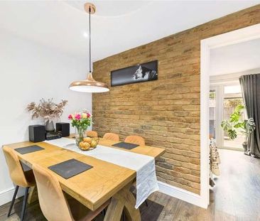 Whins Close, Camberley, Surrey, GU15 - Photo 3