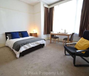 Students - Huge Rooms Available! York Road, Southend On Sea, SS1 - Photo 4