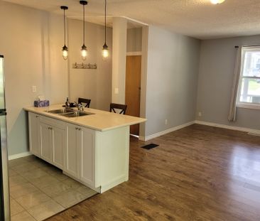 For Lease - 227 Nottawasaga Street Unit# 1, Orillia, Ontario - Photo 5