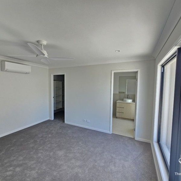 Brand new townhouse for rent - Photo 1