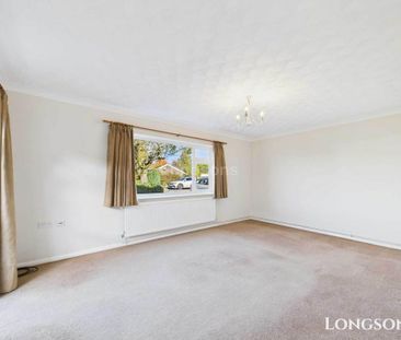 3 bedroom detached bungalow to rent - Photo 1