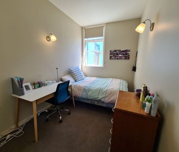 Welcome to 10/30 Hanson Street at Pohara - Photo 3