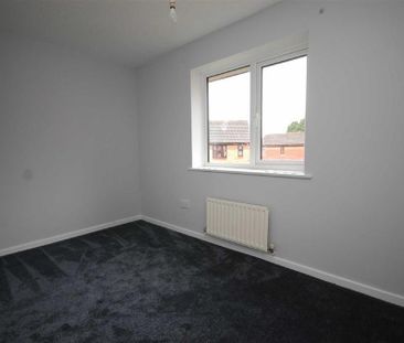2 bedroom semi-detached house to rent - Photo 2