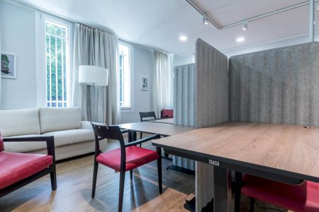 Beautiful single private room with window in Via Biondelli - Bocconi - Photo 3