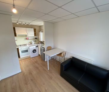 Dalton Court, Cathays - Photo 1