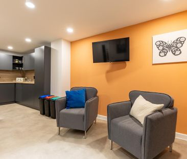 Studio to rent - Photo 3