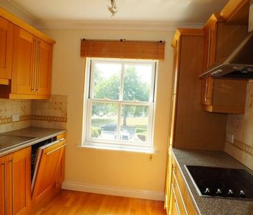 2 bedroom apartment to rent - Photo 4