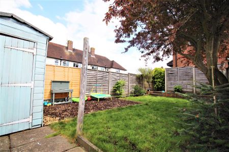 Sandfields, Send, GU23 - Photo 2