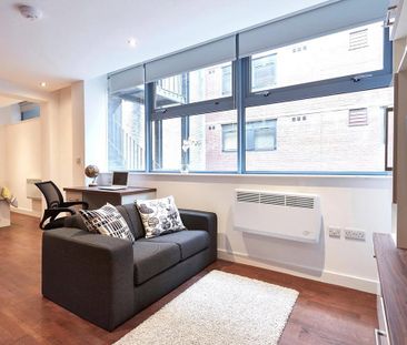 Studio to rent - Photo 2