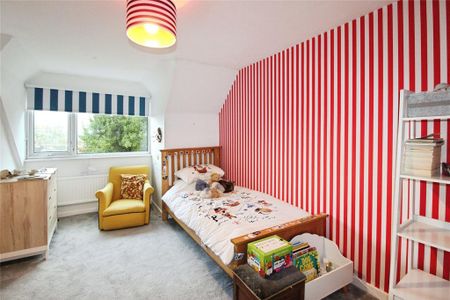 3 bedroom detached bungalow to rent - Photo 5