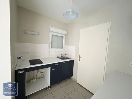 Location Appartement 2 pièces 54m² QUIEVRECHAIN 59920 - Photo 4