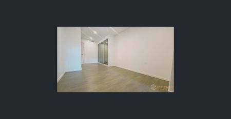 3 Bedrooms + 1 Study room, 2 Bathrooms & 1 Carpark Apartment. For lease Now!!! - Photo 5