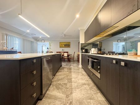 4 Bedroom Family Home in Mulgoa Rise - Photo 3