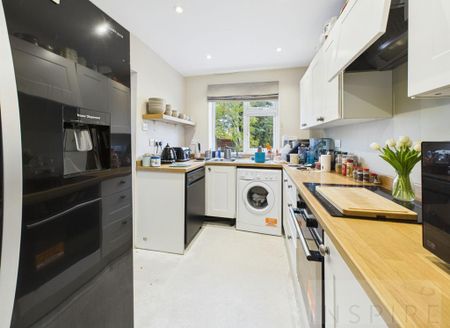 3 bedroom end of terrace house to rent - Photo 5