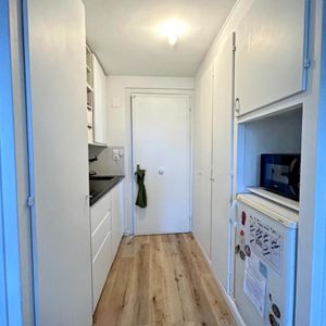 1 Zimmer, 3. Stock - Photo 2