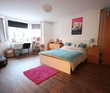 7 bedroom terraced house to rent - Photo 6