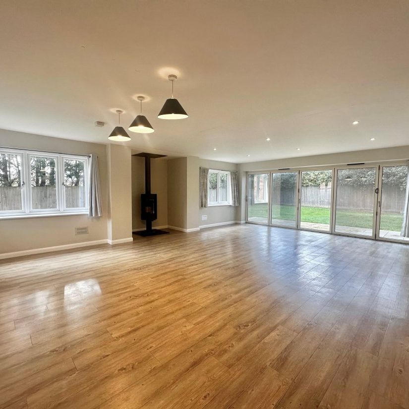 Doddington - Photo 1