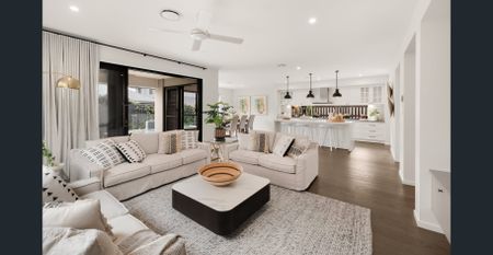 Majestic Family Home In The Surrounds Community - Photo 3