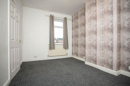 3 bedroom end of terrace house to rent - Photo 5