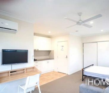 Modern 2-Year New Building: Fully Furnished with All Bills Included... - Photo 5