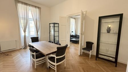 Prachtvolle Beletage mit Balkon in Bestlage am Rochusmarkt! - Photo 2